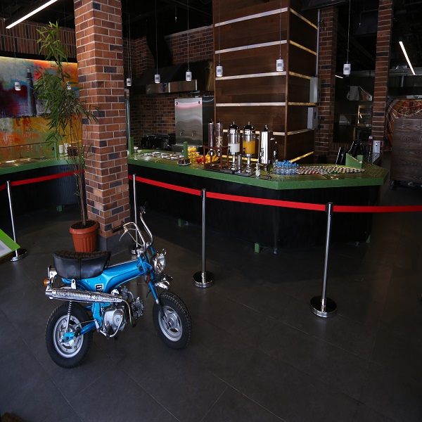 پیشینه مجتمع‌های خدماتی و رفاهی بین‌راهی