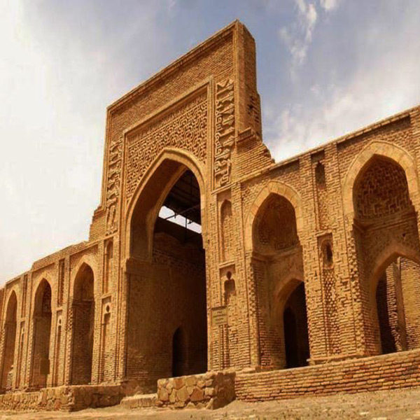 بررسی تاریخچه و سوابق مجتمع ‏های خدماتی بین راهی